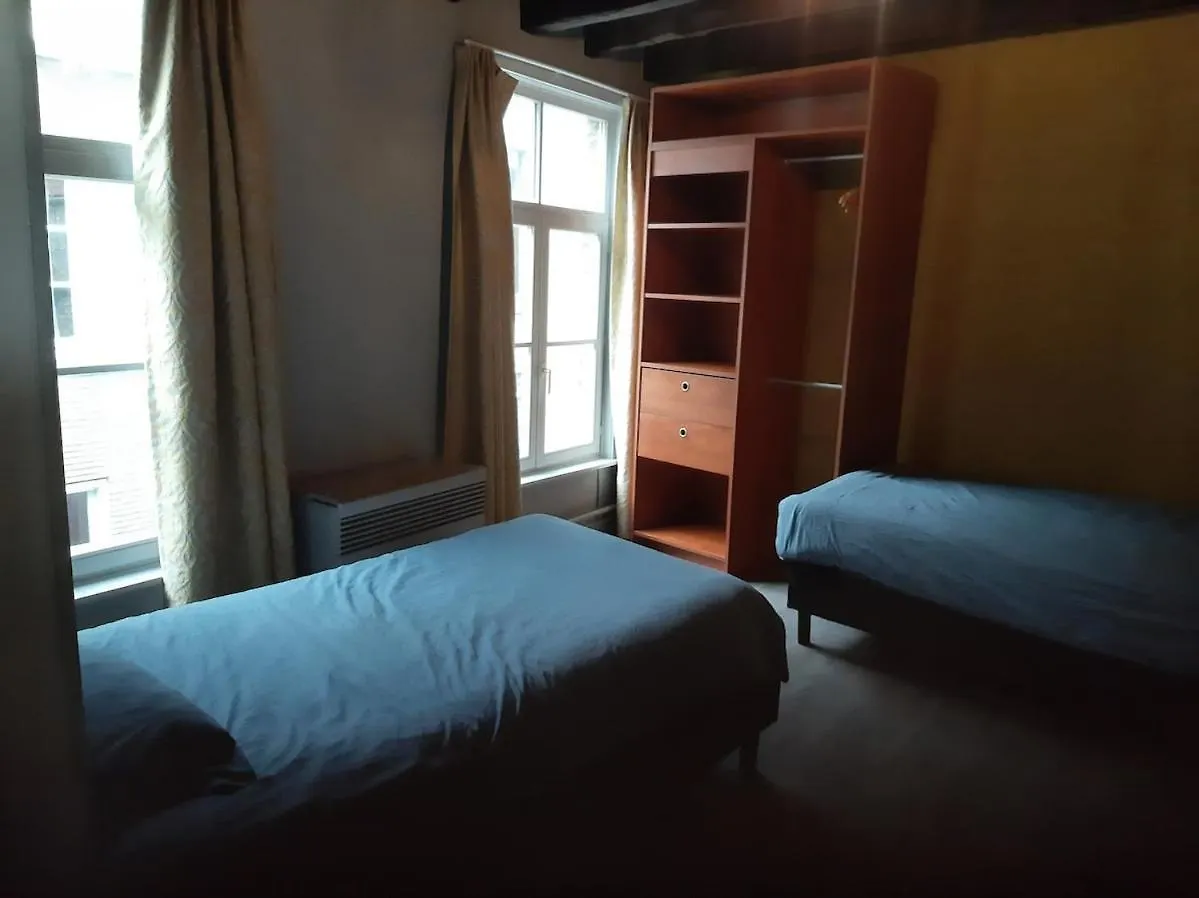 Holidayhouse Balie Брюгге 0*,